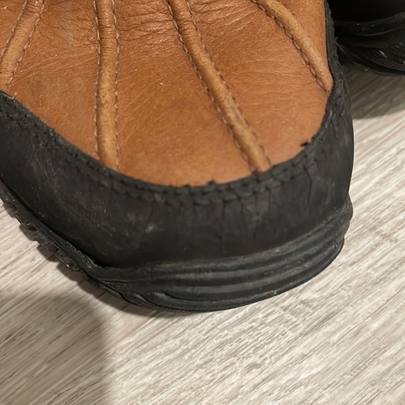 UGG Adirondack Tall Boots - Picture 7 of 8